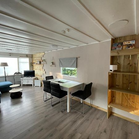 Chalet Friesland H17 - 5 Pers 韦斯特吉斯特 外观 照片